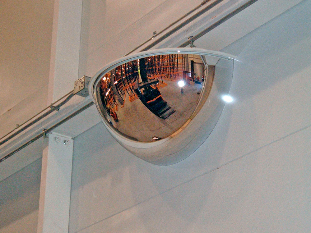 Adosado en muro de pasillo T / Cubre 180º de visión PROSOL SYSTEM